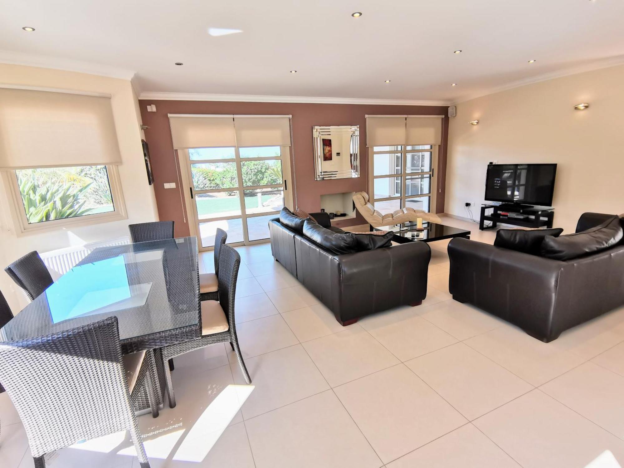 Orchard Blossom Private Villa With Pool Phrenaros Esterno foto